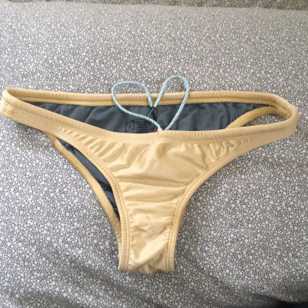 Jolyn Europe metallic gold bottoms